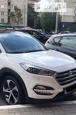 Внедорожник / Кроссовер Hyundai Tucson 2017 в Харькове