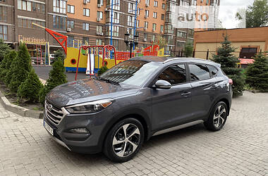 Позашляховик / Кросовер Hyundai Tucson 2016 в Дніпрі