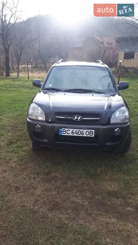 Позашляховик / Кросовер Hyundai Tucson 2006 в 