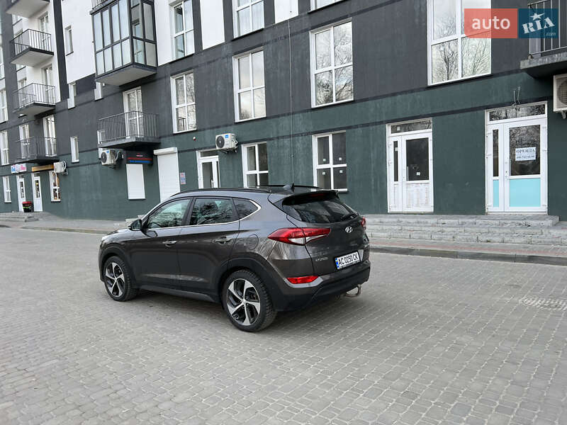 Внедорожник / Кроссовер Hyundai Tucson 2016 в Камне-Каширском