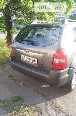 Внедорожник / Кроссовер Hyundai Tucson 2008 в 