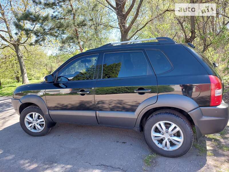 Внедорожник / Кроссовер Hyundai Tucson 2008 в Прилуках