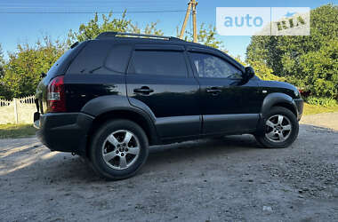Внедорожник / Кроссовер Hyundai Tucson 2008 в 