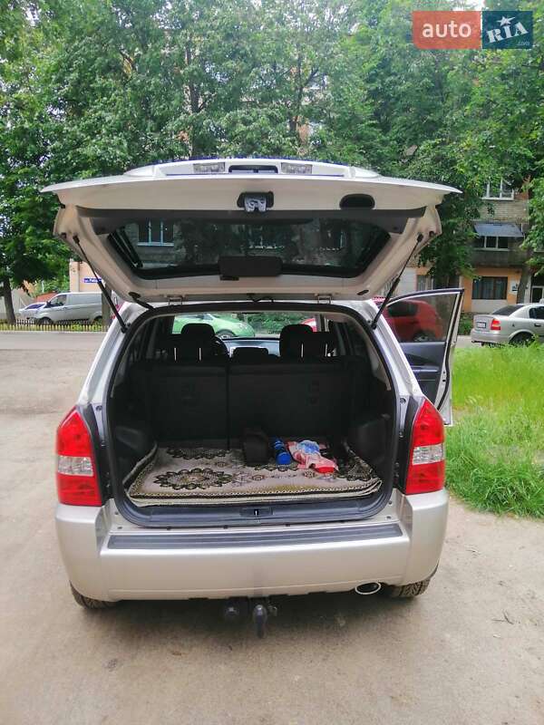 Внедорожник / Кроссовер Hyundai Tucson 2009 в Сумах