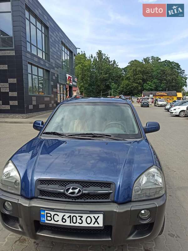 Позашляховик / Кросовер Hyundai Tucson 2005 в Старому Самборі
