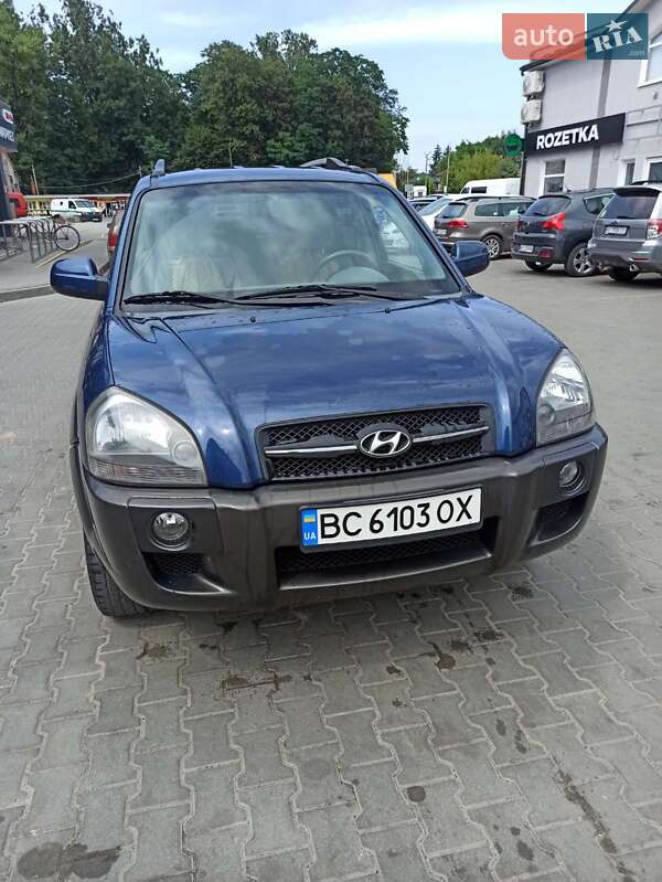 Позашляховик / Кросовер Hyundai Tucson 2005 в Старому Самборі