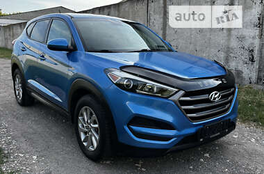 Позашляховик / Кросовер Hyundai Tucson 2016 в 