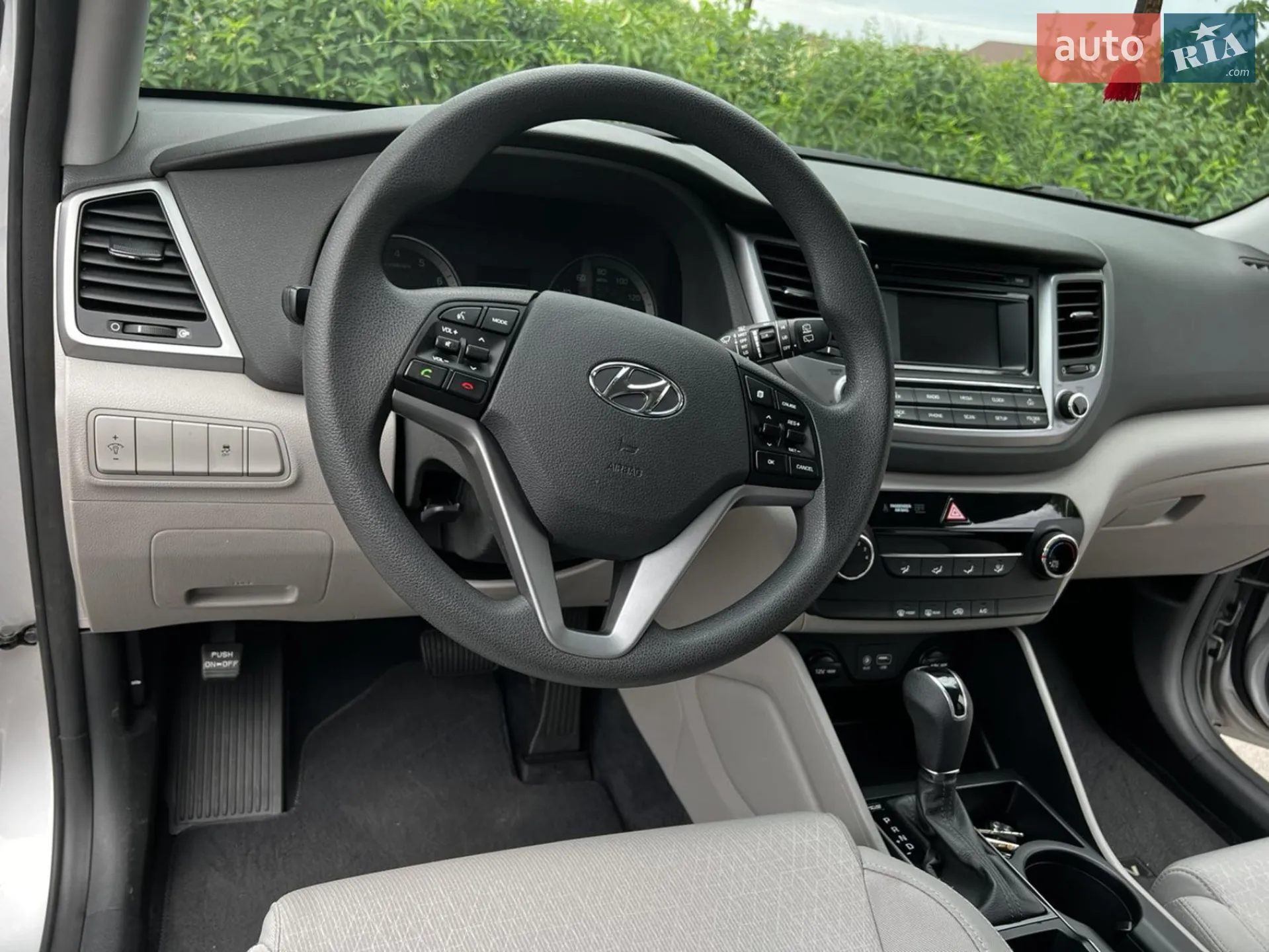Hyundai Tucson 2017 VIN KM8J3CA42HU442065 фото оголошення 11 з 27
