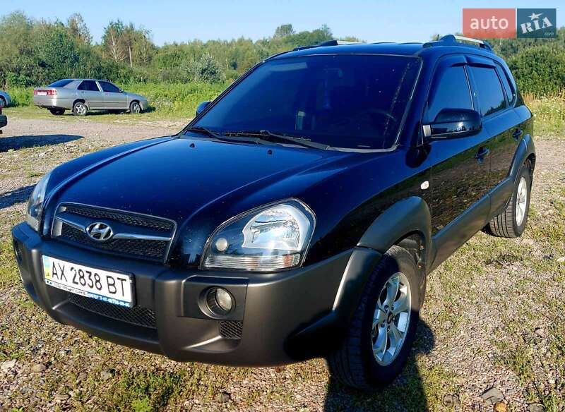 Внедорожник / Кроссовер Hyundai Tucson 2008 в Новой Водолаге