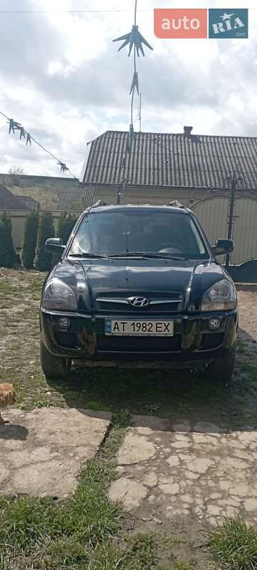 Позашляховик / Кросовер Hyundai Tucson 2009 в Тлумачі