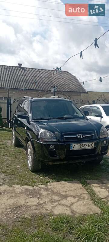 Позашляховик / Кросовер Hyundai Tucson 2009 в Тлумачі