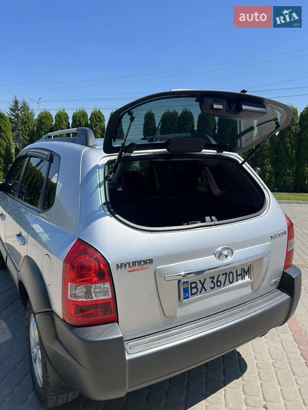 Позашляховик / Кросовер Hyundai Tucson 2010 в Дунаївцях