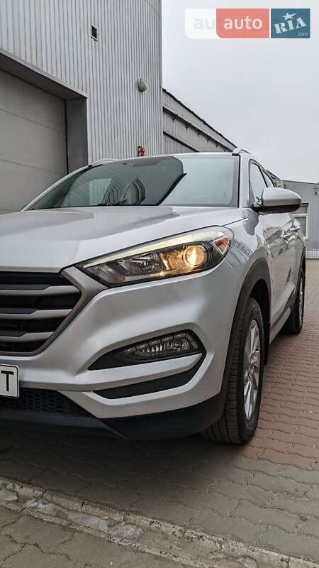 Позашляховик / Кросовер Hyundai Tucson 2017 в Києві