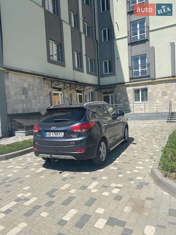 Позашляховик / Кросовер Hyundai Tucson 2010 в Гайсину