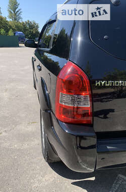 Внедорожник / Кроссовер Hyundai Tucson 2008 в 