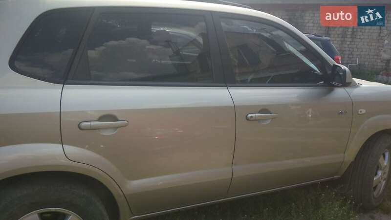 Позашляховик / Кросовер Hyundai Tucson 2007 в Львові