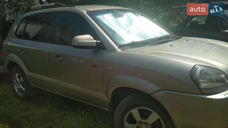 Позашляховик / Кросовер Hyundai Tucson 2007 в Львові