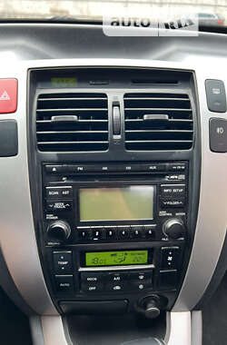 Внедорожник / Кроссовер Hyundai Tucson 2008 в 