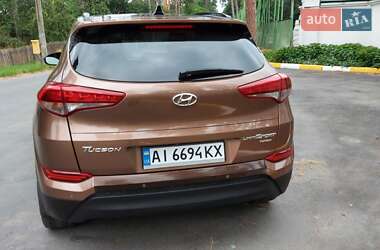 Позашляховик / Кросовер Hyundai Tucson 2015 в 