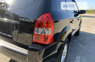Внедорожник / Кроссовер Hyundai Tucson 2008 в 