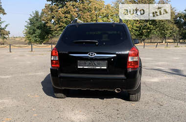 Внедорожник / Кроссовер Hyundai Tucson 2008 в 