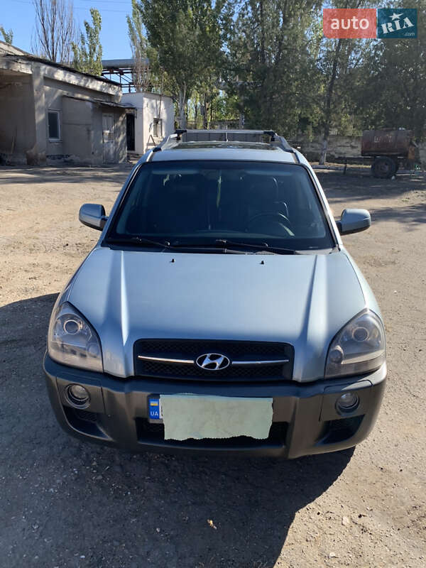 Внедорожник / Кроссовер Hyundai Tucson 2007 в Николаеве фото Внедорожник / Кроссовер Hyundai Tucson 2007 в Николаеве