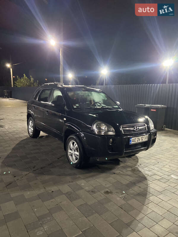 Позашляховик / Кросовер Hyundai Tucson 2009 в Павлограді