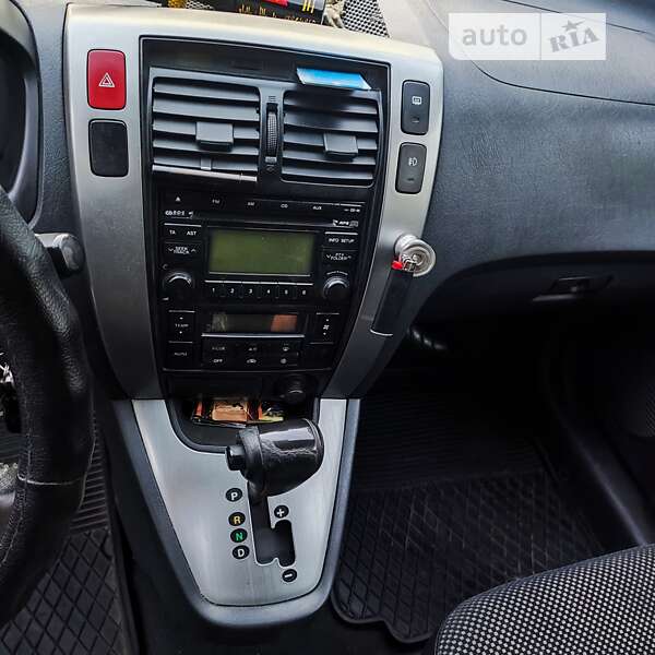 Позашляховик / Кросовер Hyundai Tucson 2011 в Львові