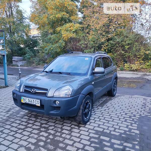 Позашляховик / Кросовер Hyundai Tucson 2011 в Львові