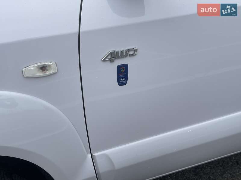 Внедорожник / Кроссовер Hyundai Tucson 2008 в Черновцах