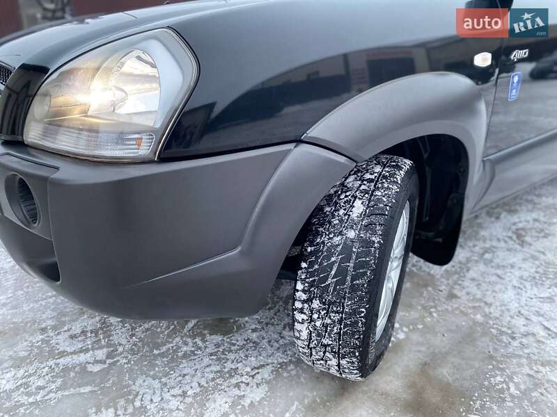 Позашляховик / Кросовер Hyundai Tucson 2006 в Тернополі