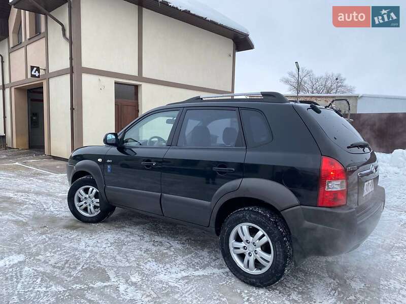 Позашляховик / Кросовер Hyundai Tucson 2006 в Тернополі