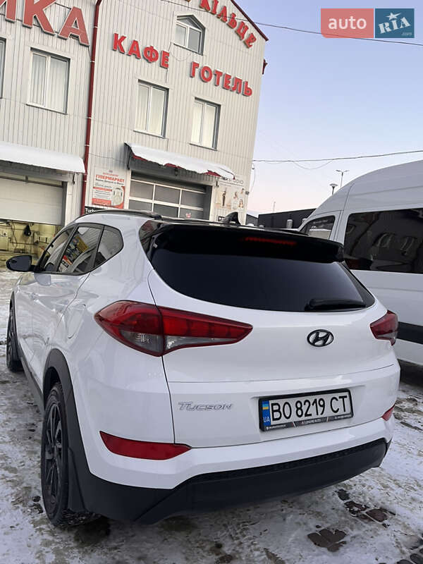 Внедорожник / Кроссовер Hyundai Tucson 2017 в Тернополе