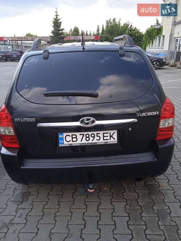 Позашляховик / Кросовер Hyundai Tucson 2005 в Прилуках