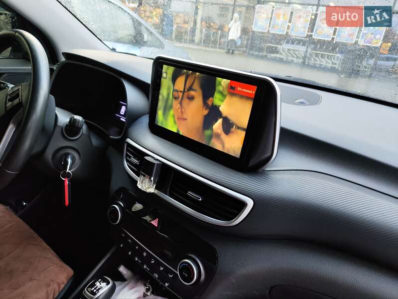 Позашляховик / Кросовер Hyundai Tucson 2019 в Бориславі