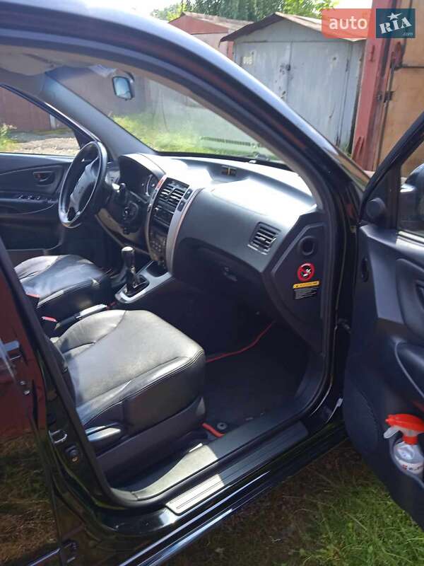 Позашляховик / Кросовер Hyundai Tucson 2006 в Дрогобичі