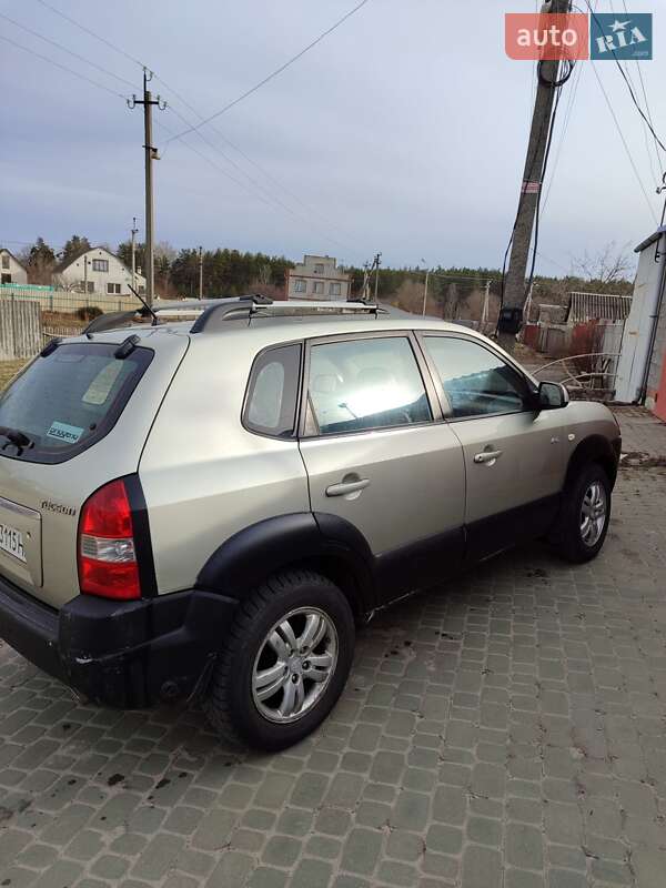 Позашляховик / Кросовер Hyundai Tucson 2007 в Харкові фото 4 Позашляховик / Кросовер Hyundai Tucson 2007 в Харкові