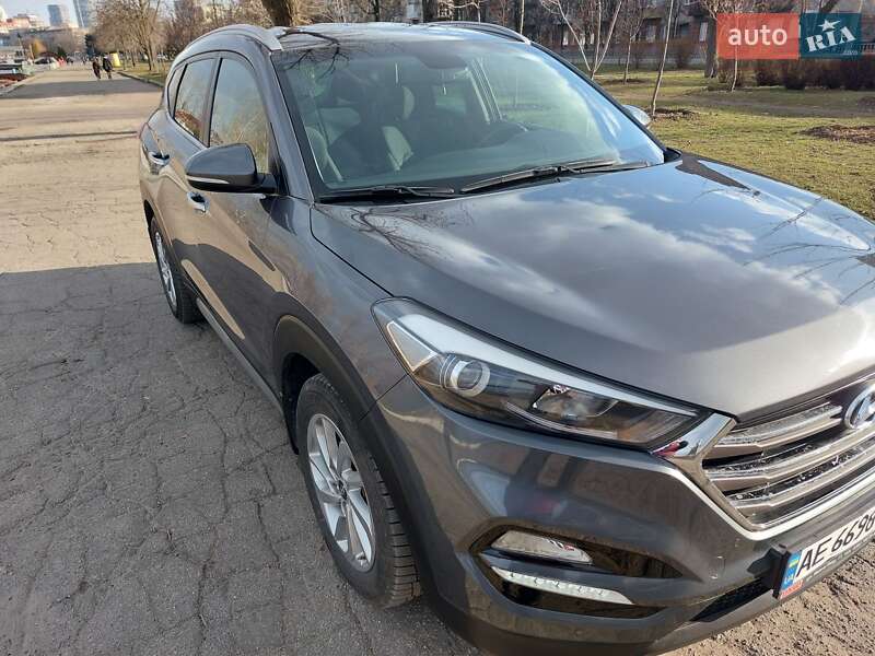 Внедорожник / Кроссовер Hyundai Tucson 2017 в Днепре