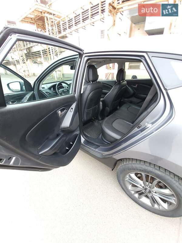 Внедорожник / Кроссовер Hyundai Tucson 2015 в Кривом Роге фото 29 Внедорожник / Кроссовер Hyundai Tucson 2015 в Кривом Роге