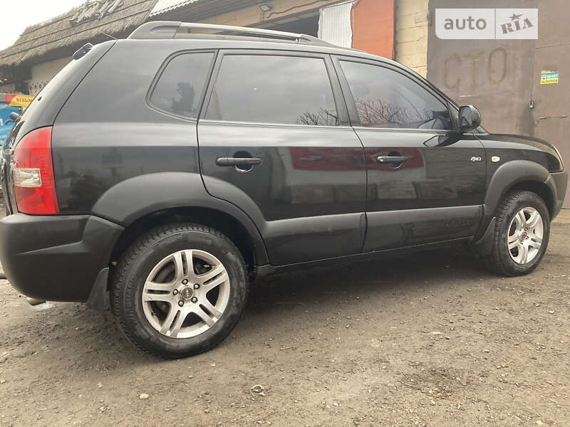 Позашляховик / Кросовер Hyundai Tucson 2005 в Зміїві