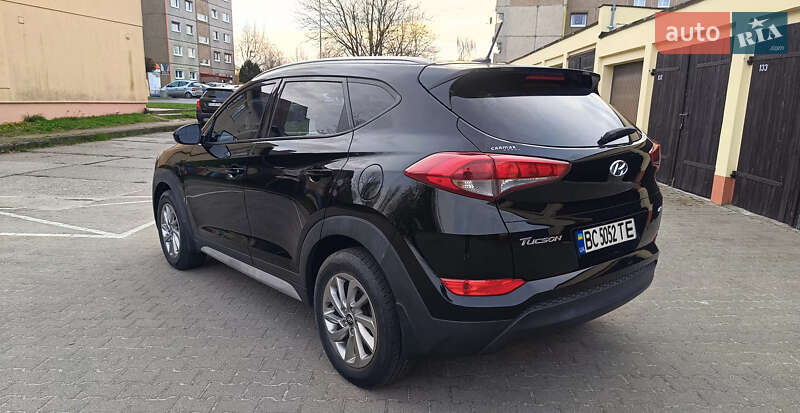 Позашляховик / Кросовер Hyundai Tucson 2017 в Львові