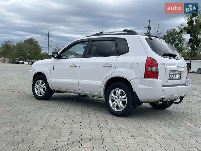 Внедорожник / Кроссовер Hyundai Tucson 2008 в Черновцах