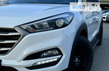 Внедорожник / Кроссовер Hyundai Tucson 2016 в Киеве