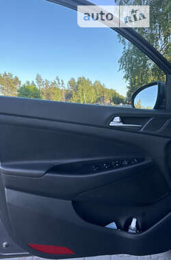 Внедорожник / Кроссовер Hyundai Tucson 2017 в Маневичах