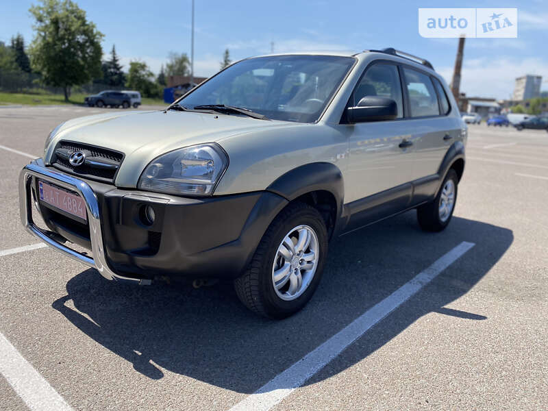 Внедорожник / Кроссовер Hyundai Tucson 2006 в Житомире