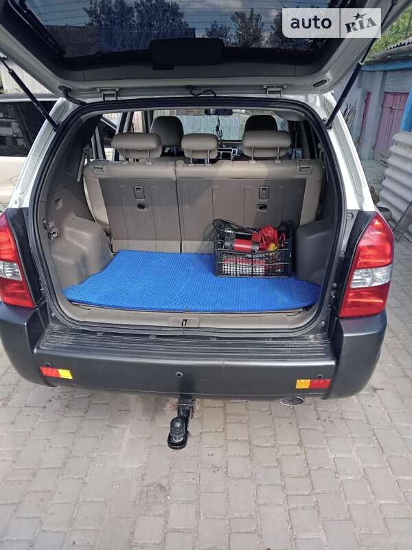 Позашляховик / Кросовер Hyundai Tucson 2008 в Тульчині