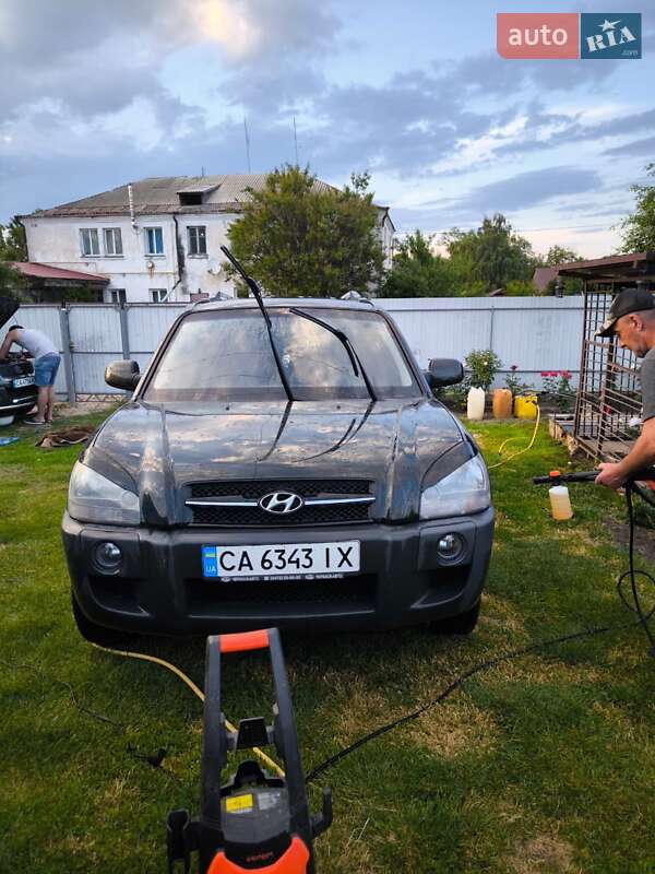 Внедорожник / Кроссовер Hyundai Tucson 2008 в Каневе