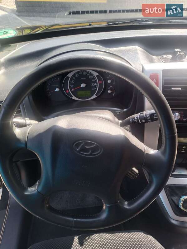 Позашляховик / Кросовер Hyundai Tucson 2005 в Жмеринці