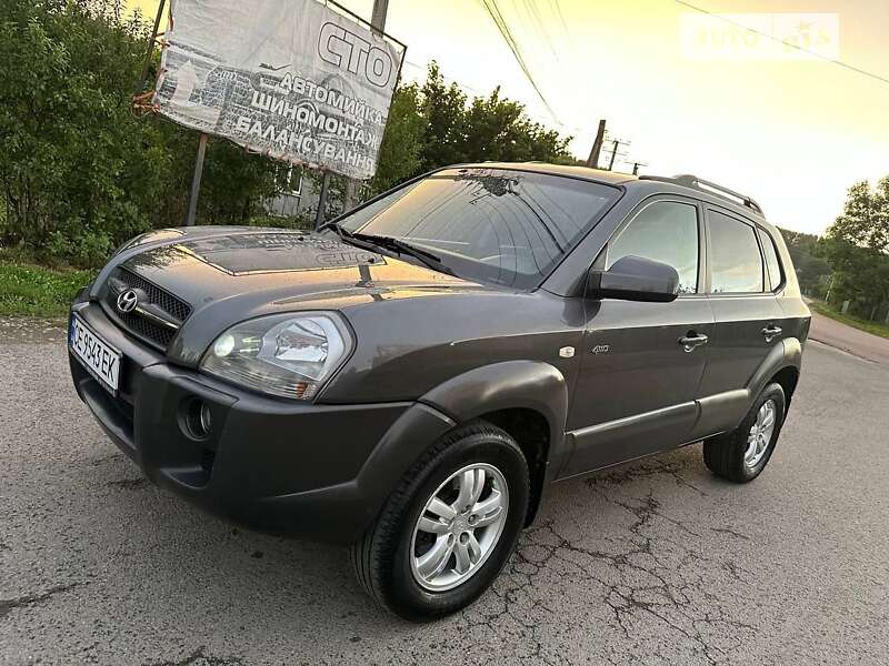 Внедорожник / Кроссовер Hyundai Tucson 2008 в Калуше