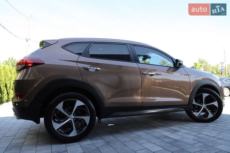 Позашляховик / Кросовер Hyundai Tucson 2016 в Дрогобичі